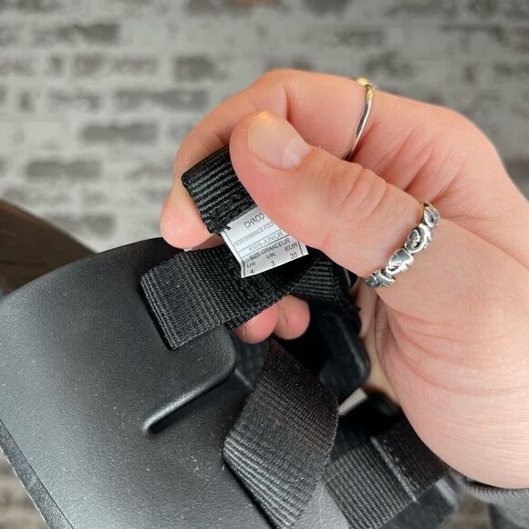 Chaco | black slip on sandals - Picture 2 of 6